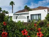 Palmeras Garden Apartments