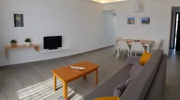 Palmeras Garden Apartments
