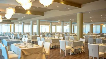 Palmon Bay Hotel & Spa