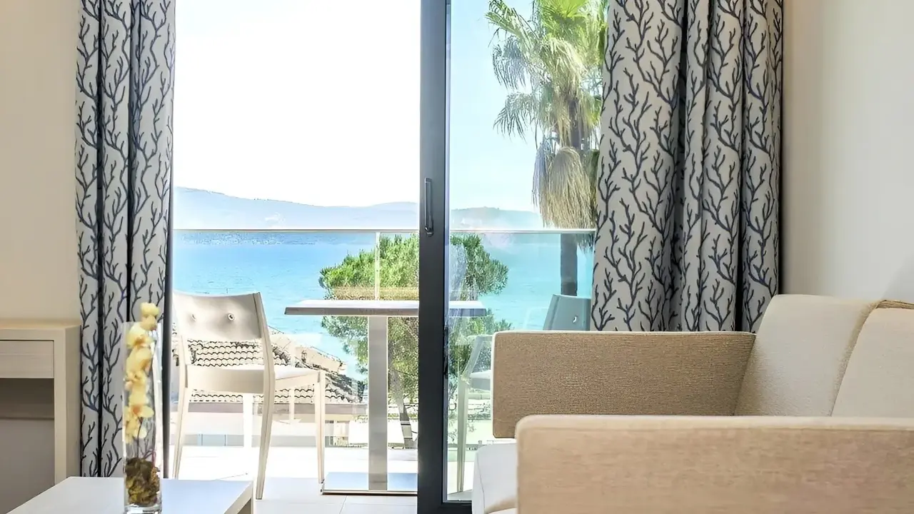 Palmon Bay Hotel & Spa