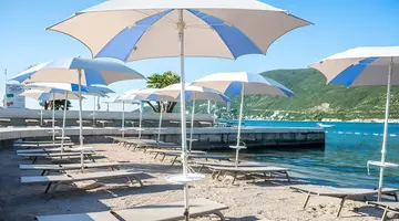 Palmon Bay Hotel & Spa