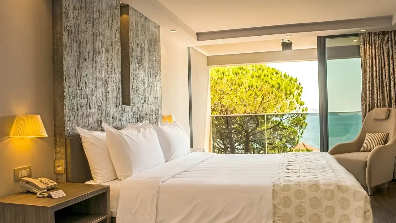 Palmon Bay Hotel & Spa