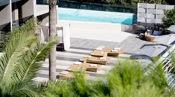 Palmon Bay Hotel & Spa