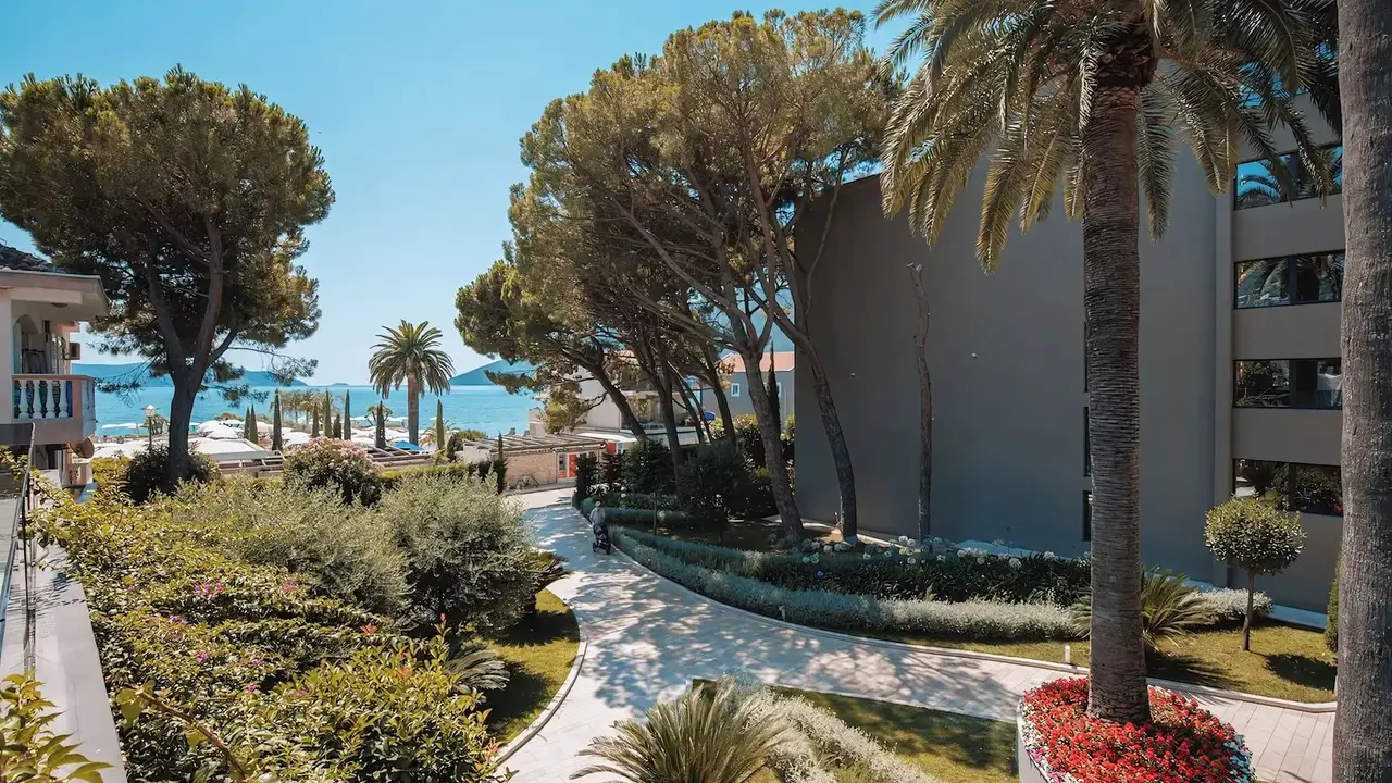 Palmon Bay Hotel & Spa