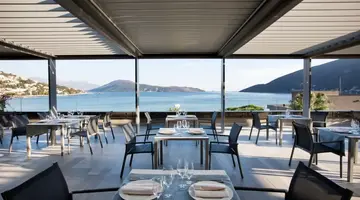 Palmon Bay Hotel & Spa