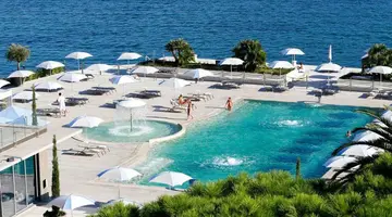 Palmon Bay Hotel & Spa