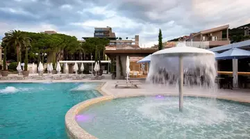 Palmon Bay Hotel & Spa