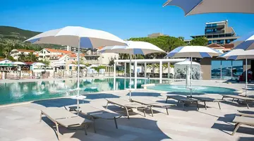 Palmon Bay Hotel & Spa