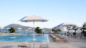 Palmon Bay Hotel & Spa