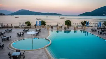 Palmon Bay Hotel & Spa