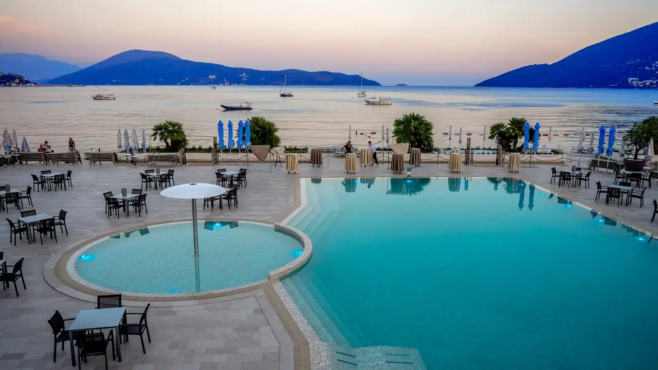 Palmon Bay Hotel & Spa
