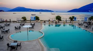 Palmon Bay Hotel & Spa