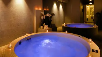 Palmon Bay Hotel & Spa