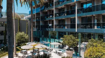 Palmon Bay Hotel & Spa