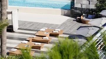 Palmon Bay Hotel & Spa
