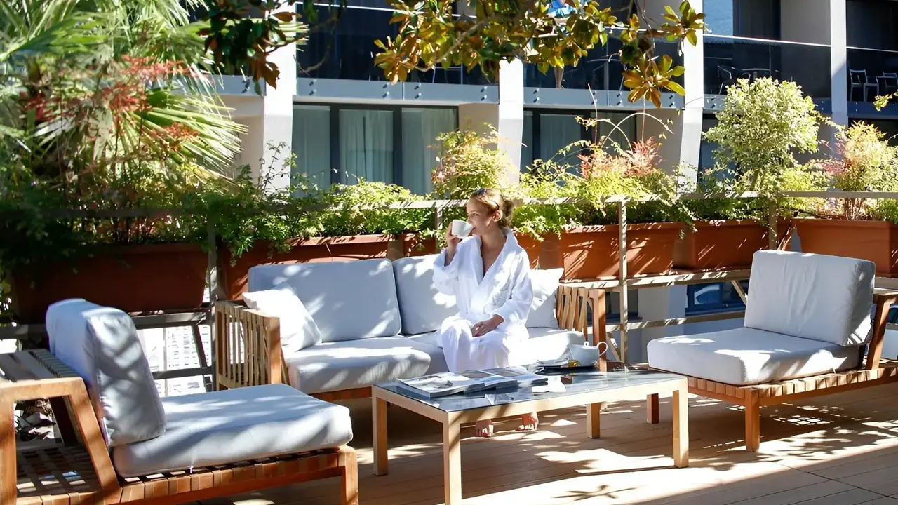 Palmon Bay Hotel & Spa