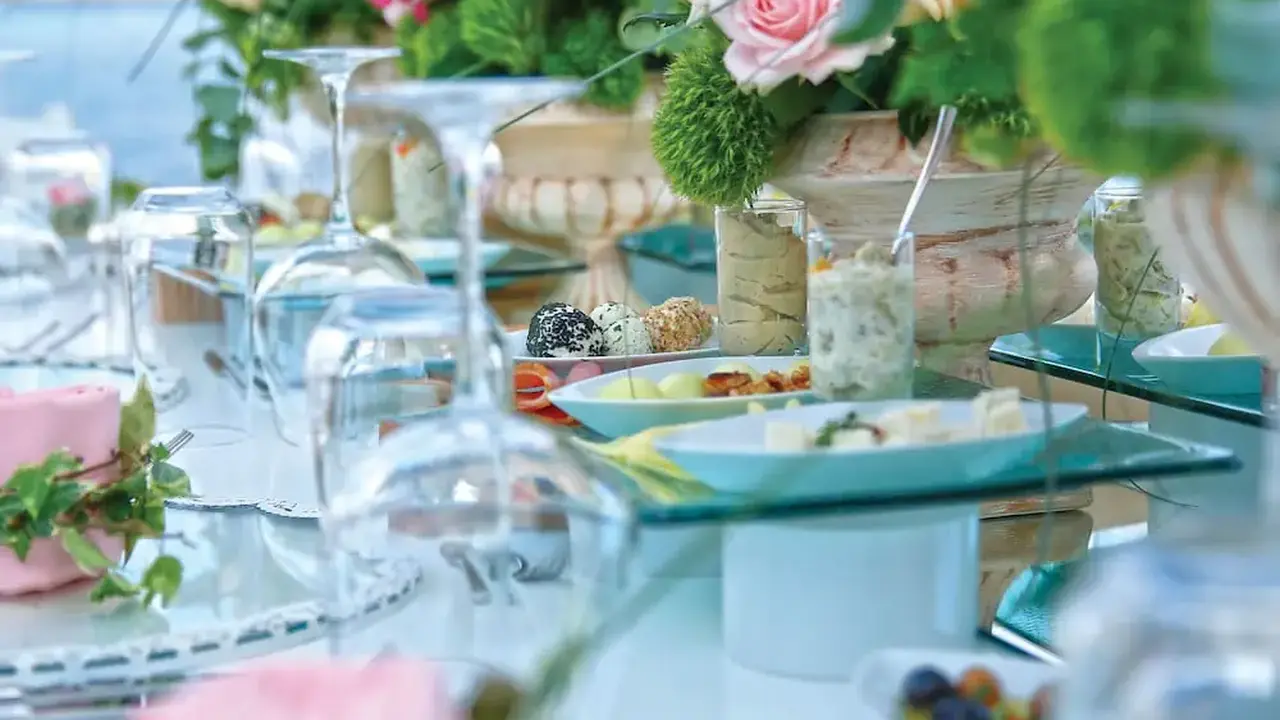 Paloma Pasha - All inclusive