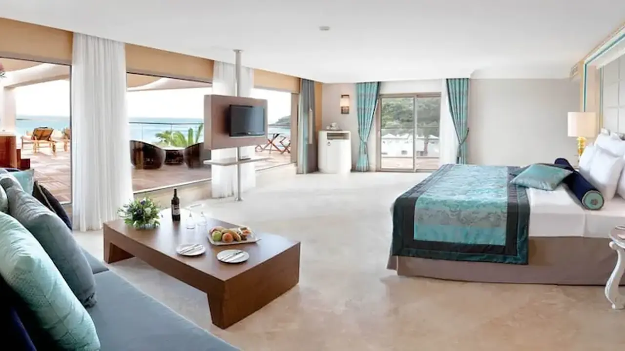 Paloma Pasha - All inclusive