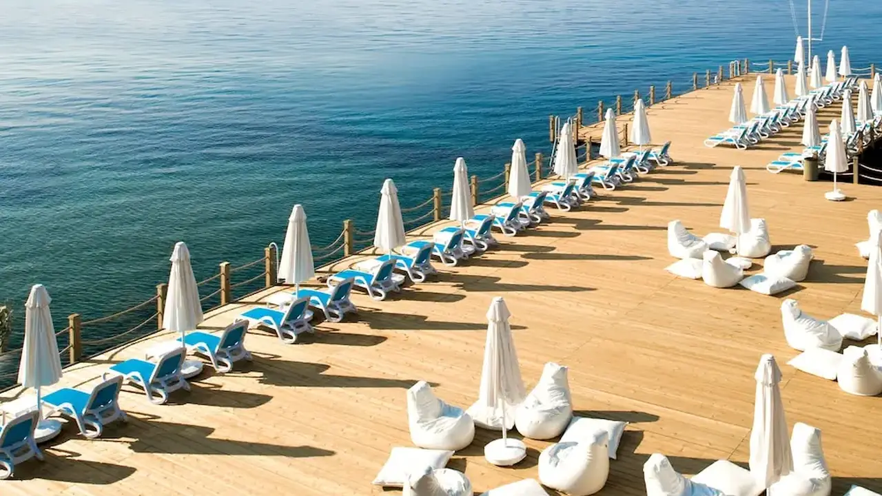 Paloma Pasha - All inclusive