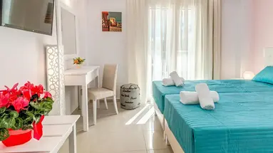 PALOTEL LUXURY HOTEL