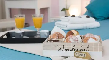 PALOTEL LUXURY HOTEL
