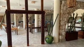 Palumbo Waves Resort