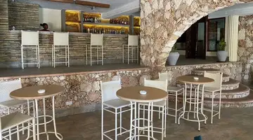 Palumbo Waves Resort