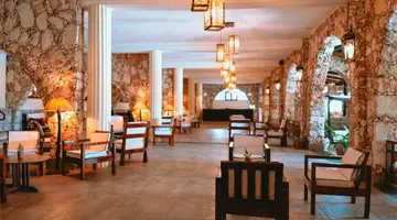 Palumbo Waves Resort
