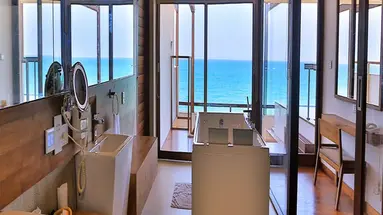 PANDANUS BEACH RESORT & SPA