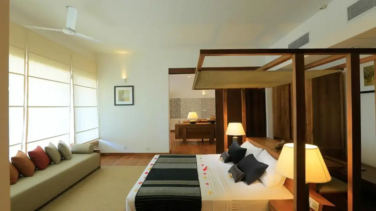 PANDANUS BEACH RESORT & SPA