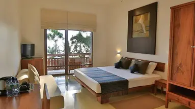 Pandanus Beach Resort & Spa