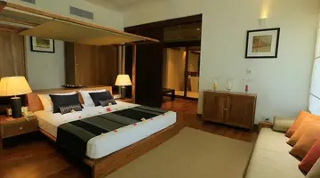 Pandanus Beach Resort & Spa