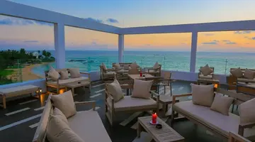 Pandanus Beach Resort & Spa