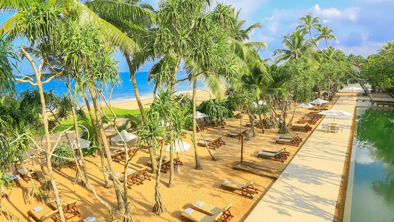 PANDANUS BEACH RESORT & SPA