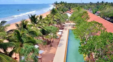 Pandanus Beach Resort