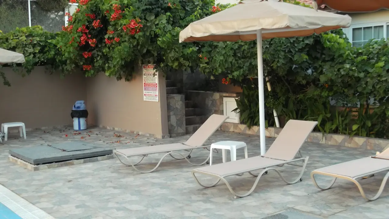 PANORAMA STUDIOS & APARTMENTS