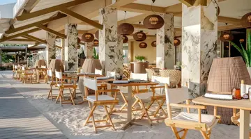 Papagayo Beach Hotel