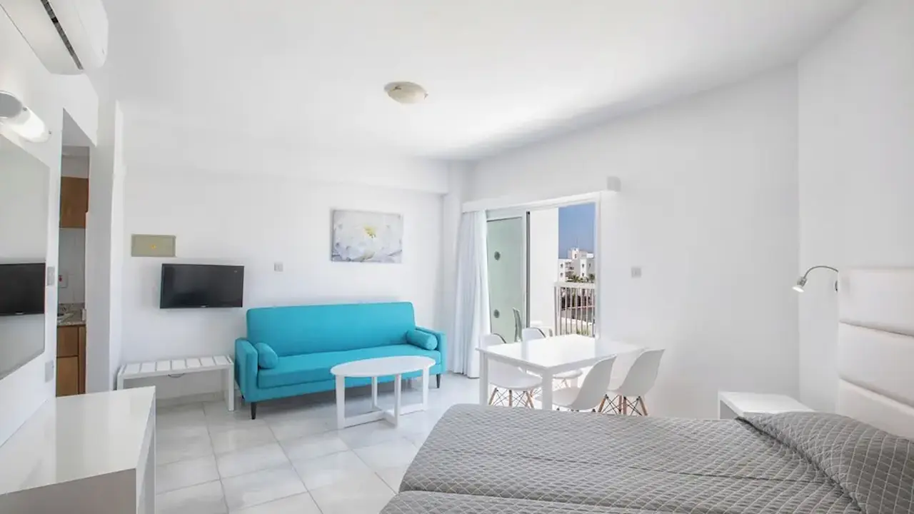 Papantonia Hotel Apartments