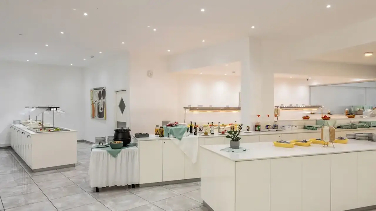 Papantonia Hotel Apartments