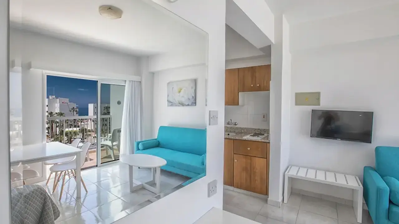 Papantonia Hotel Apartments
