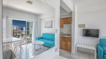 Papantonia Hotel Apartments