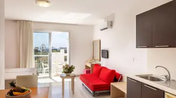 Papantonia Hotel Apts