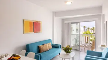 Papantonia Hotel Apts