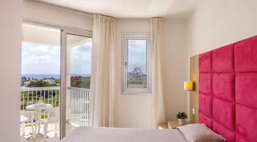 Papantonia Hotel Apts
