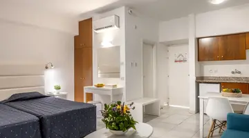 Papantonia Hotel Apts