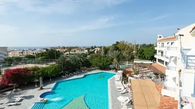 Paphos Gardens Apts