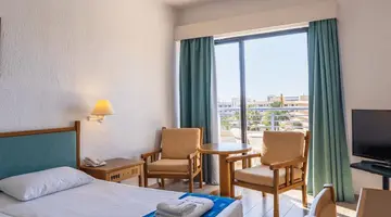 Paphos Gardens Apts