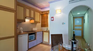Paphos Gardens Apts