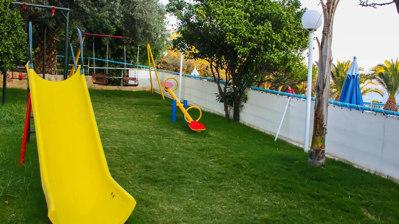 Pappas Hotel (Loutraki)