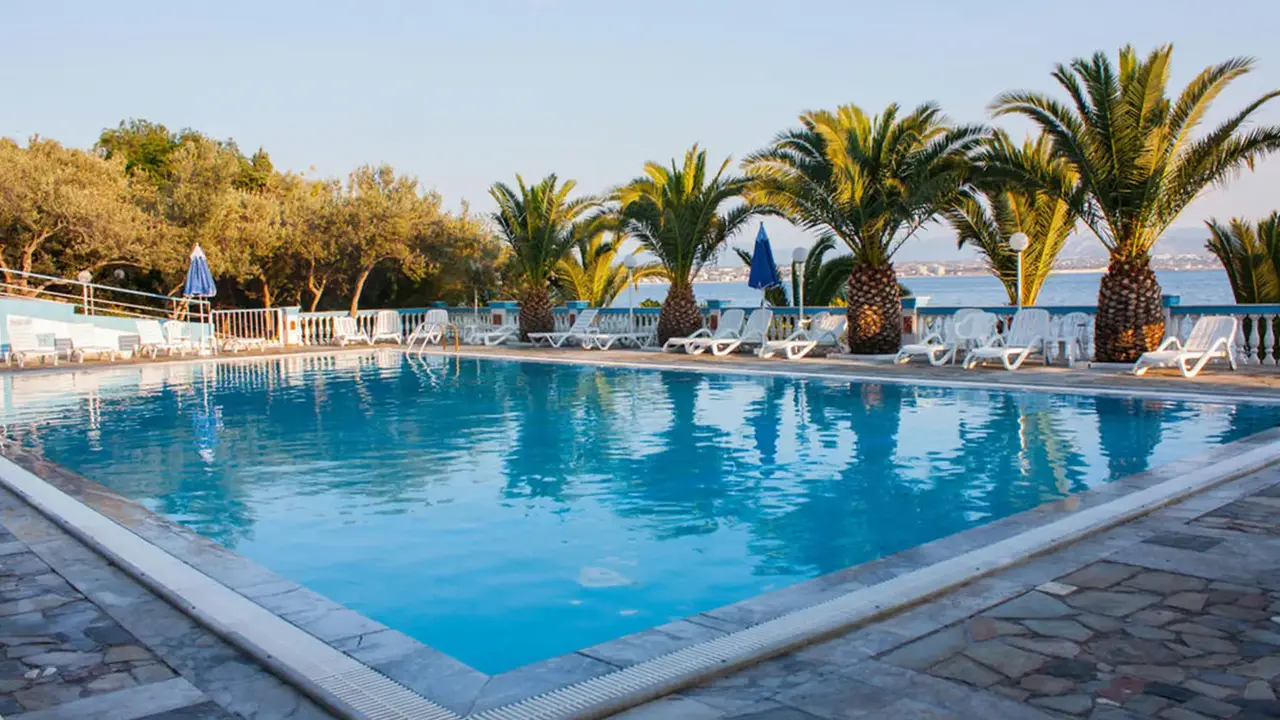 Pappas Hotel (Loutraki)